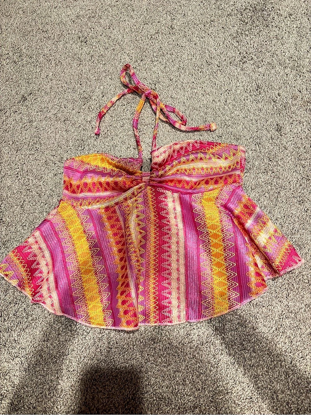 SHEIN Geometric Crop Top in Pink & Yellow Size XS